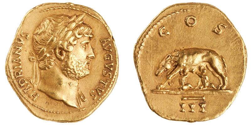 La louve et les jumeaux Rémus et Romulus sont visibles au revers de ce magnifique aureus frappé par Hadrien. Une image qui revient régulièrement sur les monnaies romaines, à toutes les époques. [© American Numismatic Society]