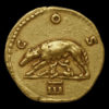 Louve romaine et les jumeaux Rémus et Romulus au revers d'un aureus d'Hadrien (BNF)