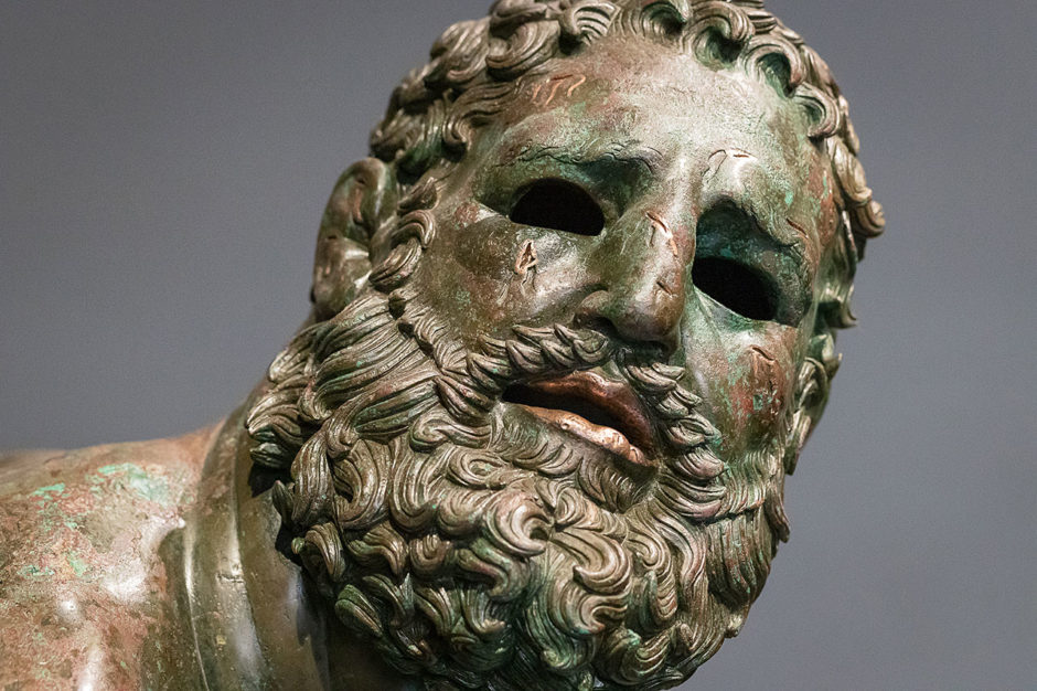 Détail de l'impressionnant bronze grec du Pugiliste, daté du IIème siècle av. J.-C.